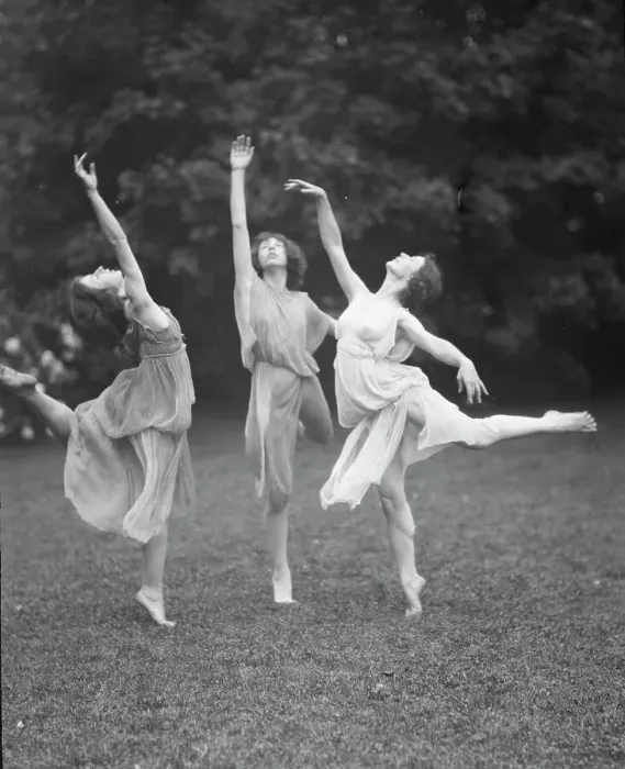 Framed Print : Desha, Grace, and either Phyllis or Leah, 1921 Apr. 27. Creator: Arnold Genthe Framed Print : Desha, Grace, and either Phyllis or Leah, 1921 Apr. 27. Creator: Arnold Genthe