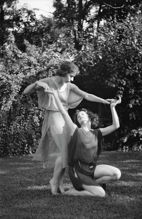 Framed Print : Desha and Leah dancing in Port Washington, 1921 Aug. 21. Creator: Arnold Genthe Framed Print : Desha and Leah dancing in Port Washington, 1921 Aug. 21. Creator: Arnold Genthe