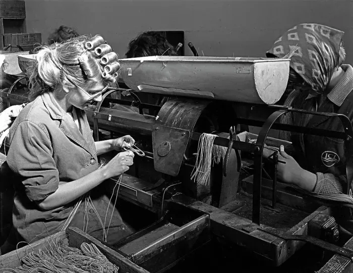 Framed Print : Detonator production, ICI plant, Denaby Main, South Yorkshire, 1962 Framed Print : Detonator production, ICI plant, Denaby Main, South Yorkshire, 1962