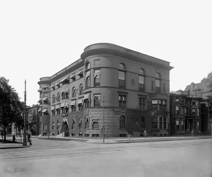 Framed Print : Detroit Club, between 1900 and 1906. Creator: Unknown Framed Print : Detroit Club, between 1900 and 1906. Creator: Unknown