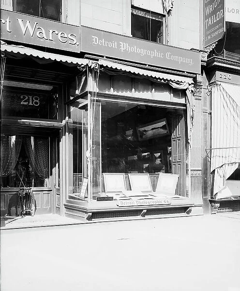 Detroit Photographic Company, 218 Fifth Avenue, New York, N.Y. between 1900 and 1910. Creator: Unknown