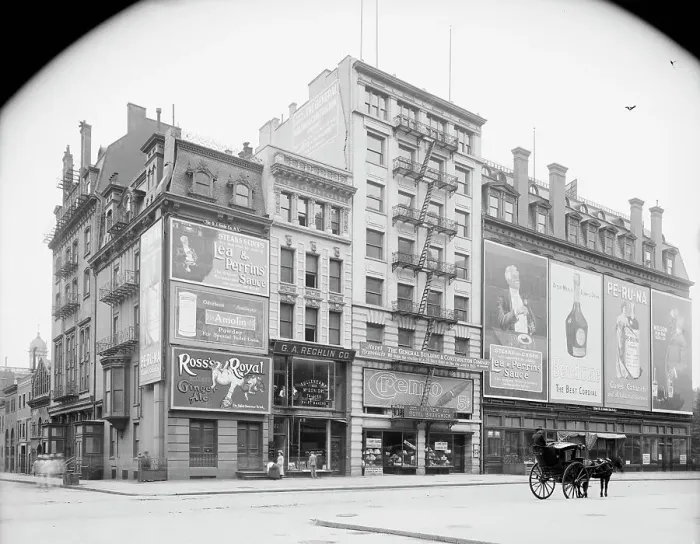 Framed Print : Detroit Photographic Company, 229 Fifth Avenue, New York, N.Y. between 1900 and 1910. Creator: Unknown Framed Print : Detroit Photographic Company, 229 Fifth Avenue, New York, N.Y. between 1900 and 1910. Creator: Unknown