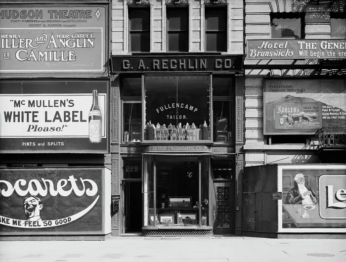 Framed Print : Detroit Photographic Company, 229 Fifth Avenue, N.Y. view of store, between 1900 and 1905. Creator: Unknown Framed Print : Detroit Photographic Company, 229 Fifth Avenue, N.Y. view of store, between 1900 and 1905. Creator: Unknown
