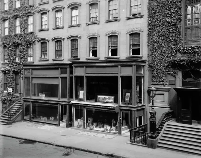 Framed Print : Detroit Publishing Co. West Thirty-seventh Street, New York Branch, New York, N.Y. c1905-1915. Creator: Unknown Framed Print : Detroit Publishing Co. West Thirty-seventh Street, New York Branch, New York, N.Y. c1905-1915. Creator: Unknown