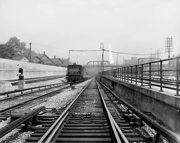 Detroit River tunnel, Detroit, Mich. ca 1910. Creator: Unknown