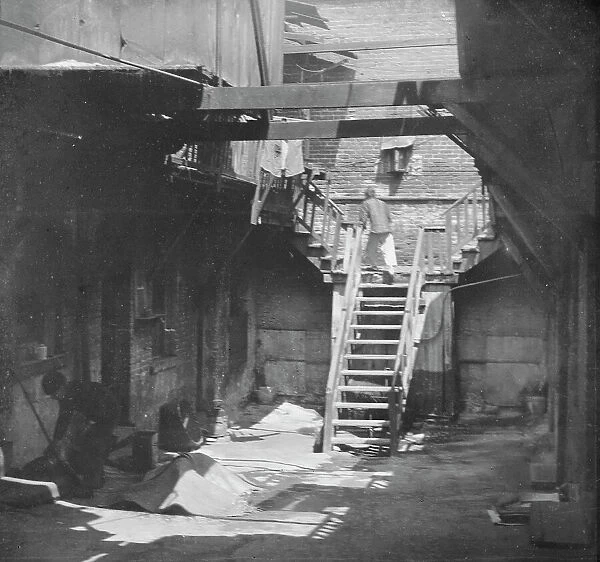 The devil's kitchen, Chinatown, San Francisco, between 1896 and 1906. Creator: Arnold Genthe