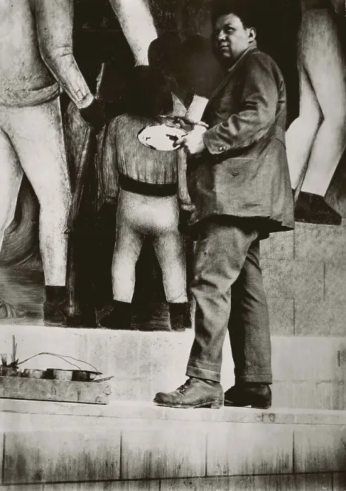 Framed Print : Diego Rivera creates a mural, c1924-1925. Creator: Modotti; Tina (1896-1942) Framed Print : Diego Rivera creates a mural, c1924-1925. Creator: Modotti; Tina (1896-1942)