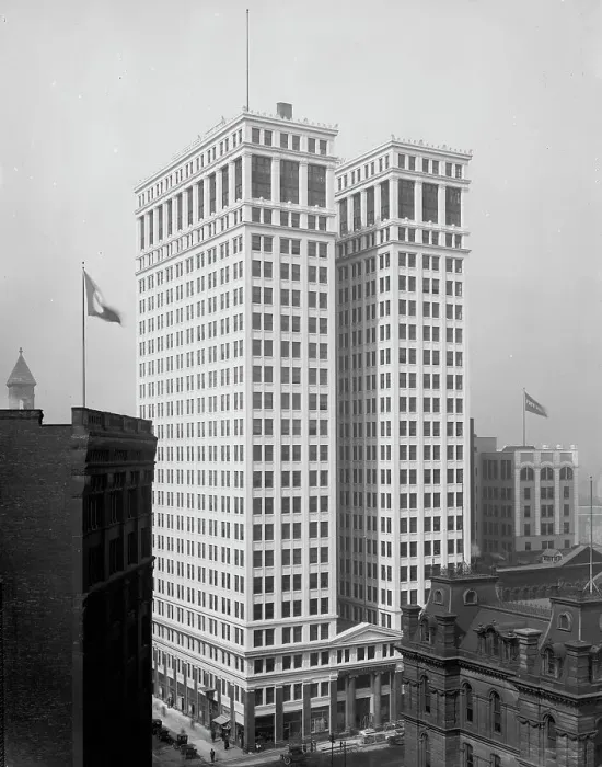 Framed Print : Dime Savings Bank Building, Detroit, Mich. between 1910 and 1920. Creator: Unknown Framed Print : Dime Savings Bank Building, Detroit, Mich. between 1910 and 1920. Creator: Unknown