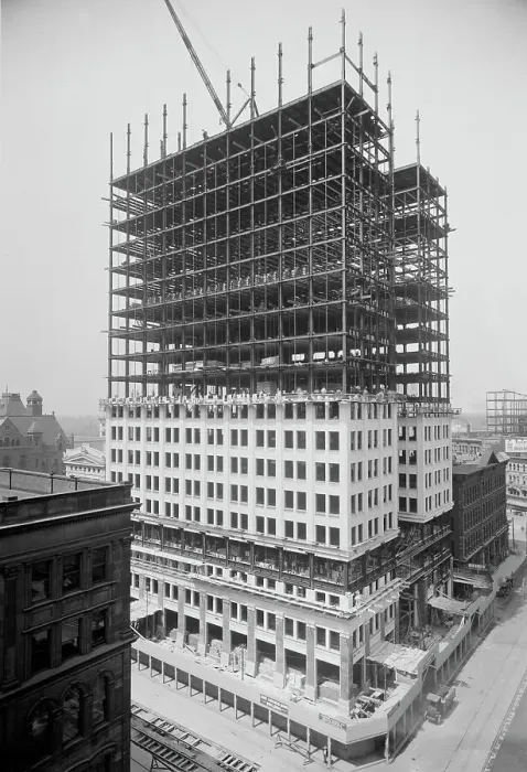 Framed Print : Dime Savings Bank building, Detroit, Mich. c1910. Creator: Unknown Framed Print : Dime Savings Bank building, Detroit, Mich. c1910. Creator: Unknown