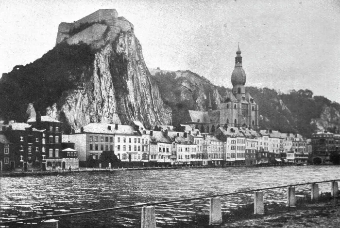 Framed Print : Dinant naguere; la citadelle, l'eglise et les quais vus de la rive gauche de la Meuse, 1914. Creator: Unknown Framed Print : Dinant naguere; la citadelle, l'eglise et les quais vus de la rive gauche de la Meuse, 1914. Creator: Unknown