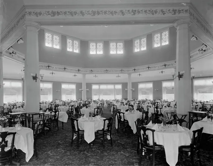 Framed Print : The Dining room, Profile House, Franconia Notch, White Mts. N.H. c.between 1910 and 1920. Creator: Unknown