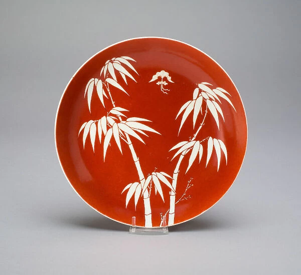 Dish with Bamboos and Bat, Qing dynasty (1644-1911), Daoquang period (1821-1850)
