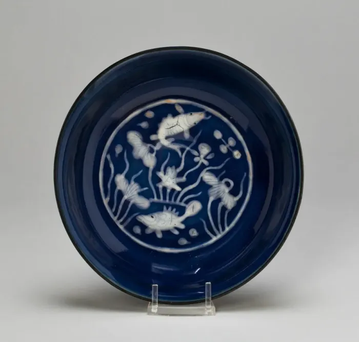 Framed Print : Dish with Fish Swimming in Lotus Pond, Ming dynasty (1368-1644), Wanli reign (1573-1620) Framed Print : Dish with Fish Swimming in Lotus Pond, Ming dynasty (1368-1644), Wanli reign (1573-1620)