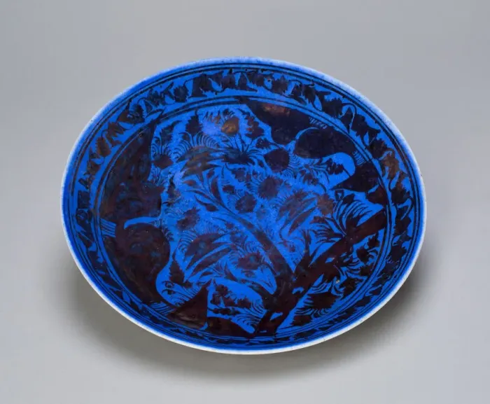 Framed Print : Dish with landscape scene, Safavid dynasty (1501-1722), early 17th century Framed Print : Dish with landscape scene, Safavid dynasty (1501-1722), early 17th century