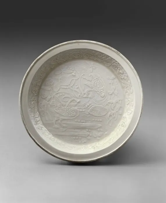 Framed Print : Dish with Mandarin Ducks in a Lotus Pond, Jin dynasty (1115-1234), 12th century Framed Print : Dish with Mandarin Ducks in a Lotus Pond, Jin dynasty (1115-1234), 12th century