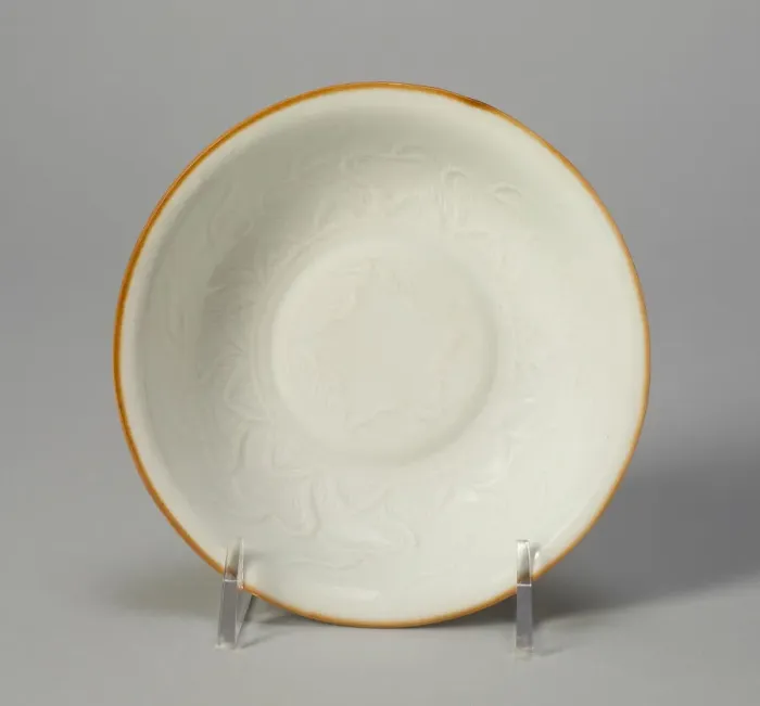Framed Print : Dish with Stylized Lotus Flowers, Yuan dynasty (1279-1368). Creator: Unknown Framed Print : Dish with Stylized Lotus Flowers, Yuan dynasty (1279-1368). Creator: Unknown