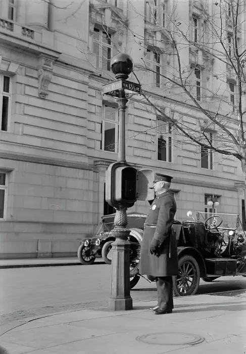 Framed Print : District of Columbia - Fire Alarm Box And Policeman, 1913. Creator: Harris & Ewing. District of Columbia - Fire Alarm Box And Policeman, 1913. Creator: Harris & Ewing Framed Print : District of Columbia - Fire Alarm Box And Policeman, 1913. Creator: Harris & Ewing. District of Columbia - Fire Alarm Box And Policeman, 1913. Creator: Harris & Ewing