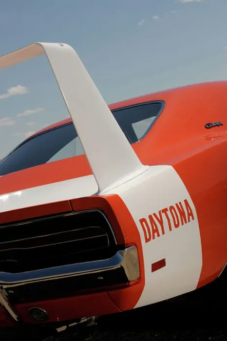 Framed Print : Dodge Charger Daytona 440 1969. Artist: Simon Clay Framed Print : Dodge Charger Daytona 440 1969. Artist: Simon Clay
