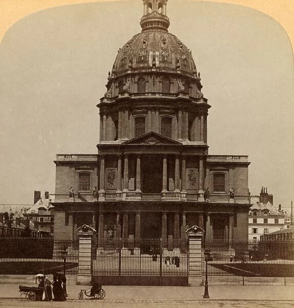 Dome des Invalides, where rests the mighty warrior - Tomb of Napoleon I. Paris, France, 1900
