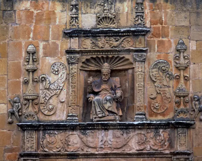 Framed Print : Front door of St. Peters Cathedral, crowned by the seated image of Saint Peter Pope Framed Print : Front door of St. Peters Cathedral, crowned by the seated image of Saint Peter Pope