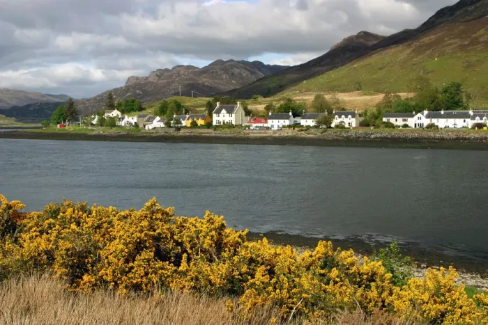 Framed Print : Dornie, Highland, Scotland Framed Print : Dornie, Highland, Scotland