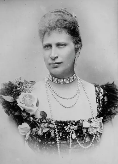 Framed Print : Dowager Queen Louise, Denmark, between c1910 and c1915. Creator: Bain News Service Framed Print : Dowager Queen Louise, Denmark, between c1910 and c1915. Creator: Bain News Service
