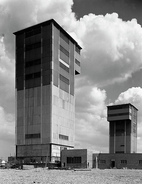 The downcast koepe tower at Cotgrave Colliery, Nottinghamshire, 1963
