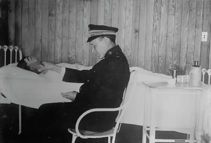Framed Print : Dr. Alvin Sweeney, Galveston quarantine, between c1915 and c1920. Creator: Bain News Service Framed Print : Dr. Alvin Sweeney, Galveston quarantine, between c1915 and c1920. Creator: Bain News Service