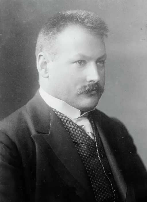 Framed Print : Dr. Emil Abderhalden, between c1910 and c1915. Creator: Bain News Service Framed Print : Dr. Emil Abderhalden, between c1910 and c1915. Creator: Bain News Service