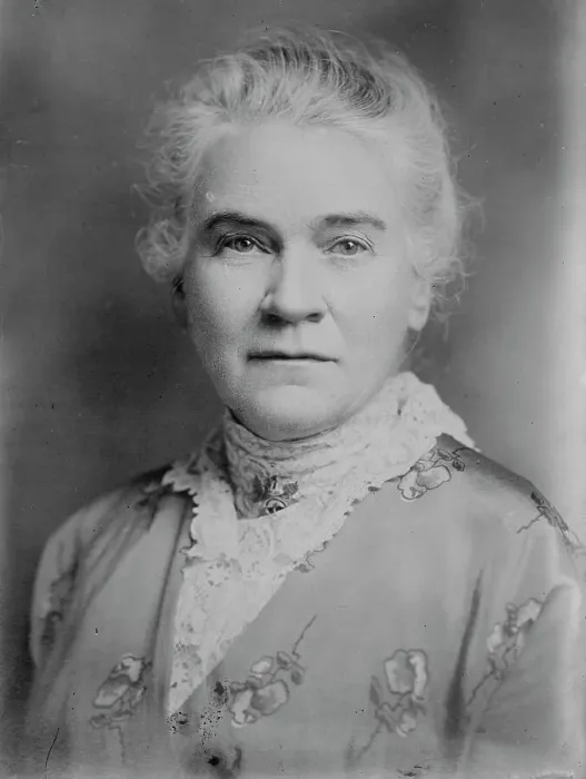 Framed Print : Dr. Eva Harding [woman], between c1910 and c1920. Creator: Bain News Service