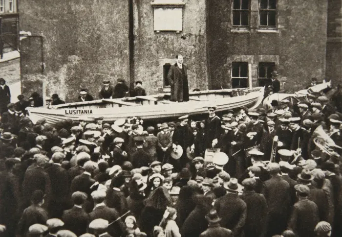 Framed Print : Dr Macaura, fundraising for minesweepers, World War I, May 1918 Framed Print : Dr Macaura, fundraising for minesweepers, World War I, May 1918