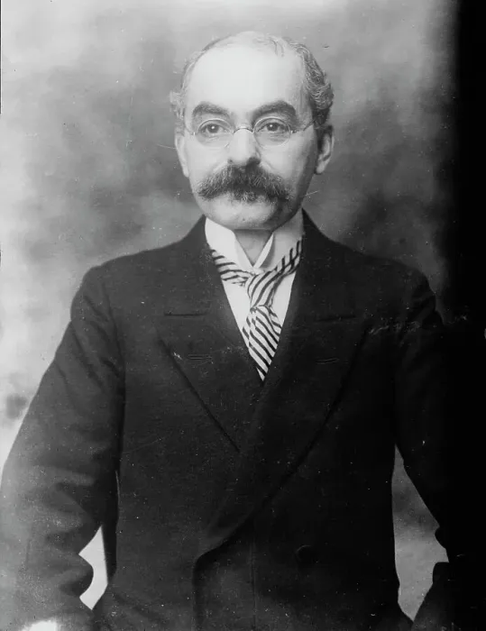 Framed Print : Dr. R. Robinson, between c1910 and c1915. Creators: Bain News Service, George Graham Bain Framed Print : Dr. R. Robinson, between c1910 and c1915. Creators: Bain News Service, George Graham Bain