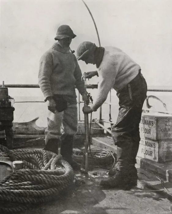 Framed Print : Dr. Wilson and Dr. Atkinson Loading The Harpoon Gun, c1910-1913, (1913) Framed Print : Dr. Wilson and Dr. Atkinson Loading The Harpoon Gun, c1910-1913, (1913)