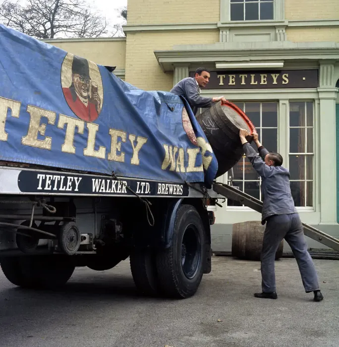 Framed Print : Draymen from Tetley & Walker, Leeds, West Yorkshire, 1969. Artist: Michael Walters Framed Print : Draymen from Tetley & Walker, Leeds, West Yorkshire, 1969. Artist: Michael Walters