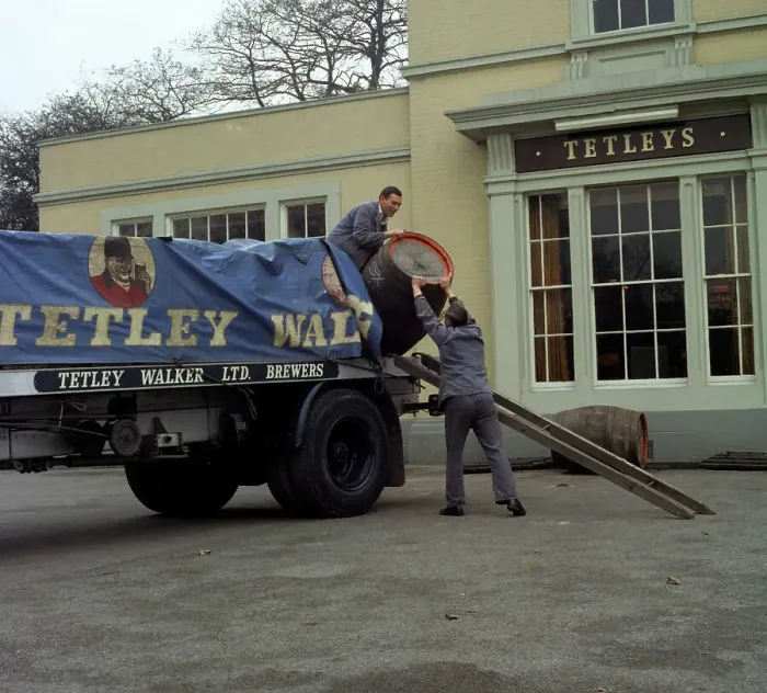Framed Print : Draymen from Tetley & Walker, Leeds, West Yorkshire, 1969. Artist: Michael Walters