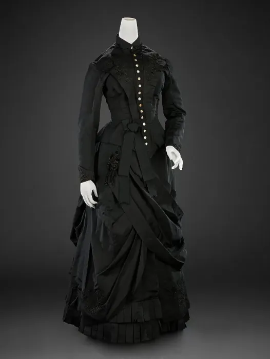 Framed Print : Dress (Bodice, Skirt; possibly for mourning), about 1885. Creator: Unknown Framed Print : Dress (Bodice, Skirt; possibly for mourning), about 1885. Creator: Unknown