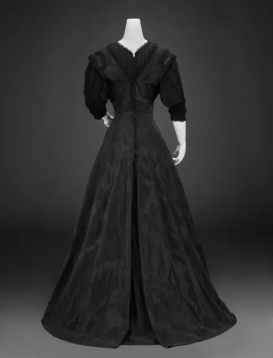 Framed Print : Dress (possibly for mourning), about 1910. Creator: Unknown Framed Print : Dress (possibly for mourning), about 1910. Creator: Unknown