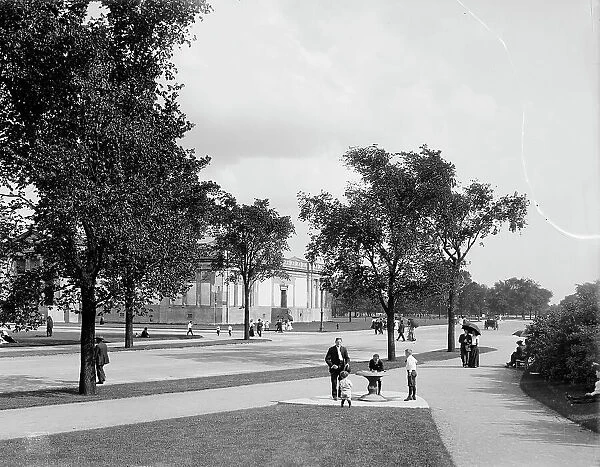 Driveway near Field Museum [of Natural History], Jackson Park, Chicago, Ill. c1907. Creator: Unknown