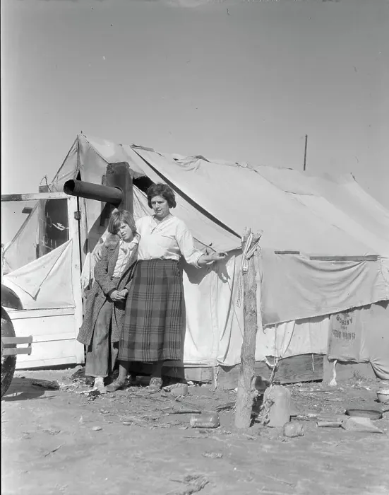 Framed Print : Drought refugees, California, 1936. Creator: Dorothea Lange Framed Print : Drought refugees, California, 1936. Creator: Dorothea Lange