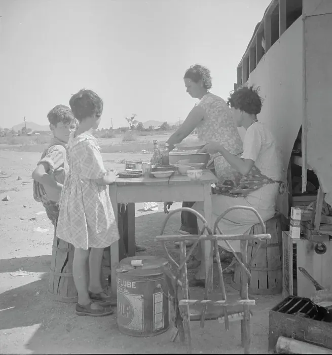 Framed Print : Drought refugees in Phoenix, Arizona, 1936. Creator: Dorothea Lange Framed Print : Drought refugees in Phoenix, Arizona, 1936. Creator: Dorothea Lange