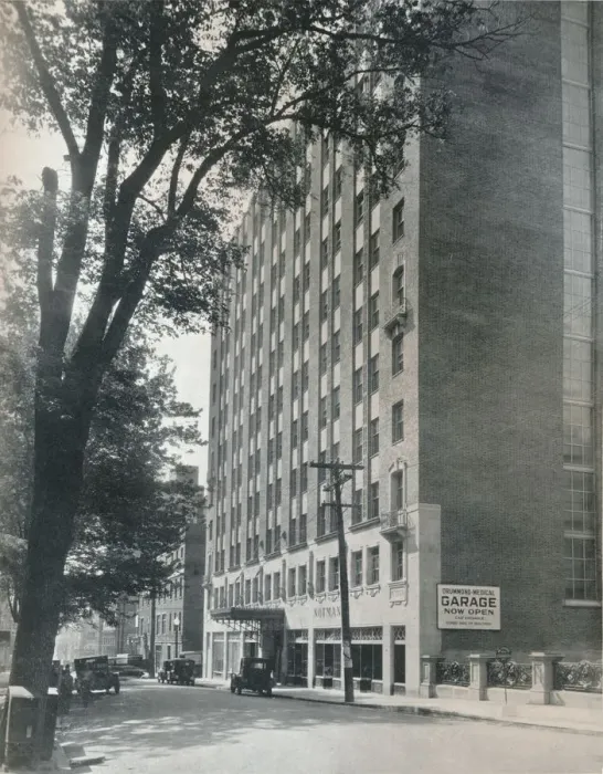 Framed Print : The Drummond Medical Building, Montreal, Canada, 1932 Framed Print : The Drummond Medical Building, Montreal, Canada, 1932