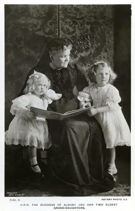 Framed Print : The Duchess of Albany and her two eldest granddaughters, c1910(?). Artist: Speaight Framed Print : The Duchess of Albany and her two eldest granddaughters, c1910(?). Artist: Speaight
