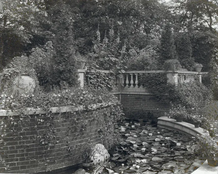 Framed Print : Dudley Leavitt Pickman, Jr. house, 213 Hale Street, Beverly, Massachusetts, 1926. Creator: Frances Benjamin Johnston Framed Print : Dudley Leavitt Pickman, Jr. house, 213 Hale Street, Beverly, Massachusetts, 1926. Creator: Frances Benjamin Johnston