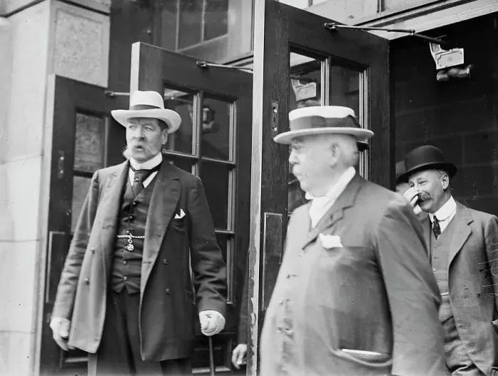 Framed Print : Duke of Grafton (Earl of Euston) with others, 1910. Creator: Bain News Service Framed Print : Duke of Grafton (Earl of Euston) with others, 1910. Creator: Bain News Service