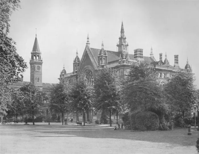 Framed Print : Dulwich College, c1912, (1912) Framed Print : Dulwich College, c1912, (1912)