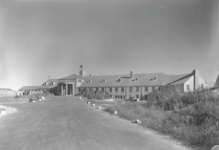Framed Print : The Dunes Club, Narragansett, Rhode Island, 1939. Creator: Gottscho-Schleisner, Inc Framed Print : The Dunes Club, Narragansett, Rhode Island, 1939. Creator: Gottscho-Schleisner, Inc