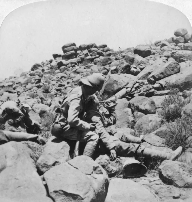 Framed Print : The dying buglers last call, a battlefield incident, Gras Pan, South Africa, 1900. Artist: Underwood & Underwood Framed Print : The dying buglers last call, a battlefield incident, Gras Pan, South Africa, 1900. Artist: Underwood & Underwood