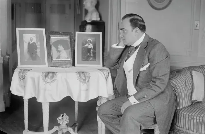 Framed Print : E. Caruso, between c1915 and c1920. Creator: Bain News Service Framed Print : E. Caruso, between c1915 and c1920. Creator: Bain News Service