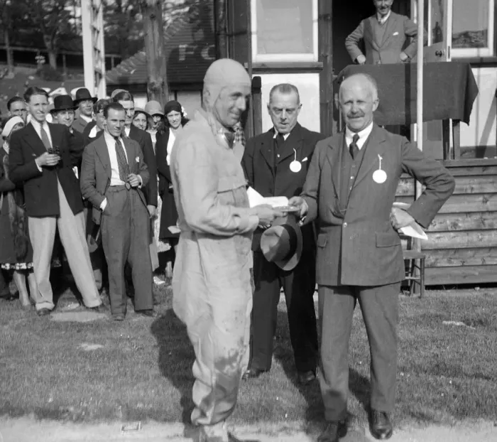 Framed Print : Earl Howe at the BARC Meeting, Brooklands, 25 May 1931. Artist: Bill Brunell
