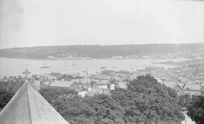Framed Print : East Cowes from St Marys Church, Isle of Wight, c1935. Creator: Kirk & Sons of Cowes Framed Print : East Cowes from St Marys Church, Isle of Wight, c1935. Creator: Kirk & Sons of Cowes